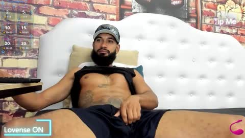 damian_shakur online show from March 9, 12:43 pm