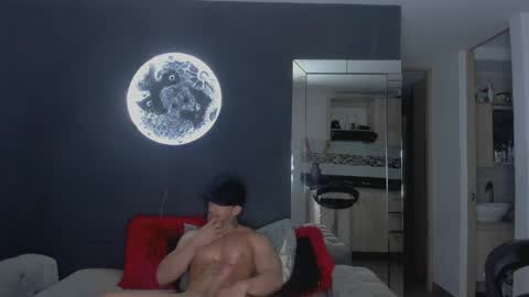 INSTAGRAM  DAMMIANMILLEROFICIAL online show from April 8, 10:29 am