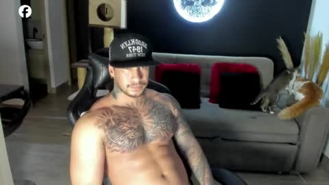 INSTAGRAM  DAMMIANMILLEROFICIAL online show from June 9, 5:18 am