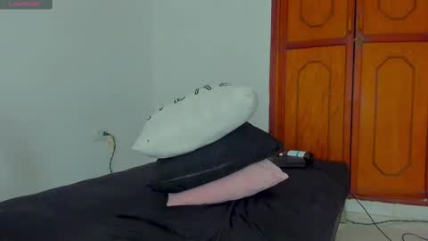 Kary-- independent model Schedule 0530am-1000am colombian time online show from September 16, 12:18 pm