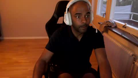 dan_the_man43 online show from June 21, 1:56 am