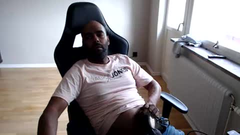 dan_the_man43 online show from June 29, 3:23 pm