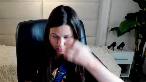 Snapshot of dana_dom chatting on October 20, 2:27 am Dana Dom online show from October 20, 2:27 am
