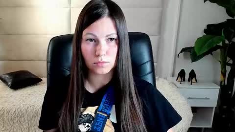 Snapshot of dana_dom chatting on October 24, 2:56 am Dana Dom online show from October 24, 2:56 am