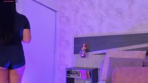 Dana online show from April 15, 9:15 pm