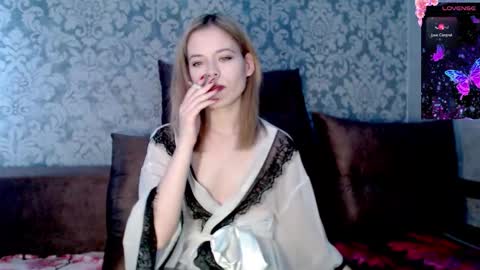 Dana SmileX online show from December 17, 7:31 pm