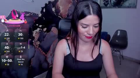 Danaa Rey online show from December 16, 11:38 am