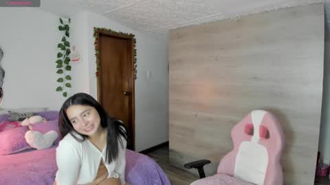 danay_01 online show from February 20, 2:29 am