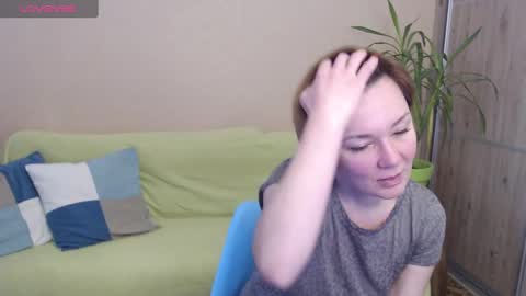 danbie_leen online show from January 16, 12:52 pm