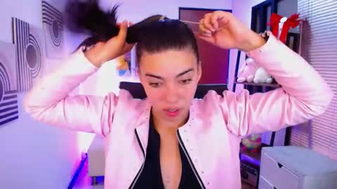 Veronica online show from July 29, 12:05 pm