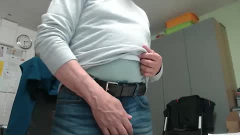 dani_alpina online show from May 11, 12:23 pm