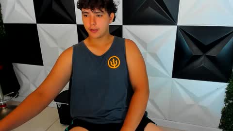 Snapshot of dani_cumboy chatting on October 22, 2:19 pm dani_cumboy online show from October 22, 2:19 pm