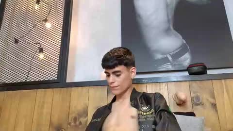 dani_mc online show from January 8, 5:30 pm