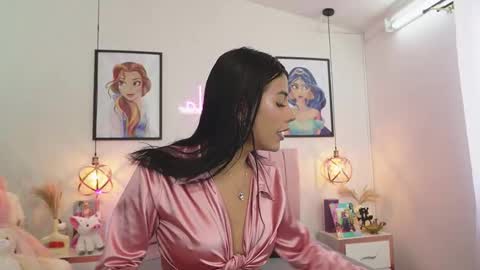   online show from February 23, 4:31 pm