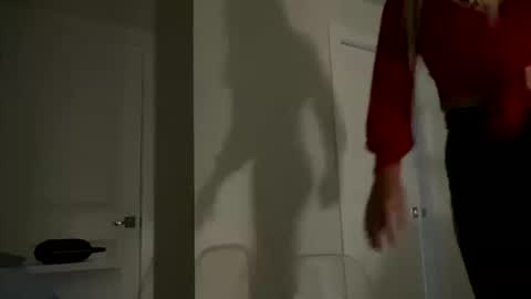 Snapshot of danicdgirl chatting on October 17, 1:31 am danicdgirl online show from October 17, 1:31 am