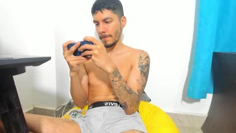 Daniel sexy77 online show from March 28, 2:46 am