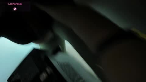 D A N I online show from November 13, 2:58 am