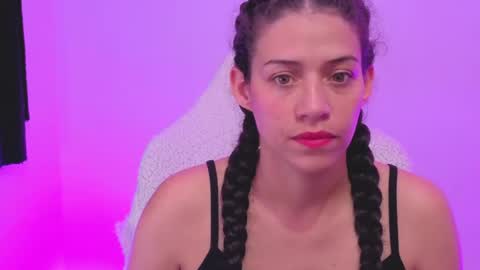 daniela_rivasthl online show from April 2, 5:15 am