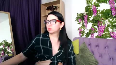 danielabliss online show from February 27, 4:43 pm