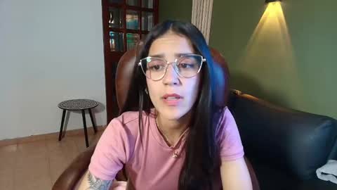 danielamonroe online show from November 4, 8:32 pm