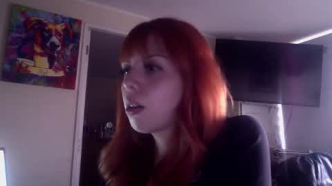 danielaredhair online show from May 14, 9:24 pm