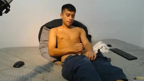 danielitopapii online show from March 3, 11:24 pm