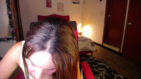 Angie online show from September 19, 6:33 pm