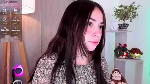 Danielle Rose online show from February 27, 10:09 pm