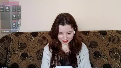 Mia online show from March 10, 11:36 am