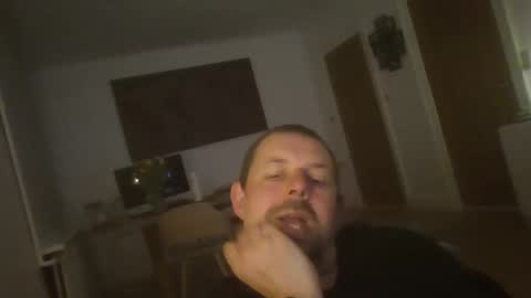 danishman1980 online show from May 9, 9:21 pm