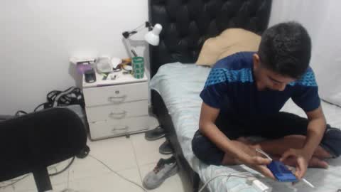 Darwin Daniel Segura Parra online show from March 9, 4:06 am