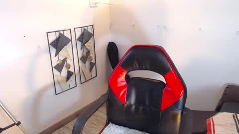 dann hill1 online show from October 27, 8:42 pm