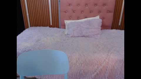 Danniela y Victoria online show from June 3, 6:57 pm