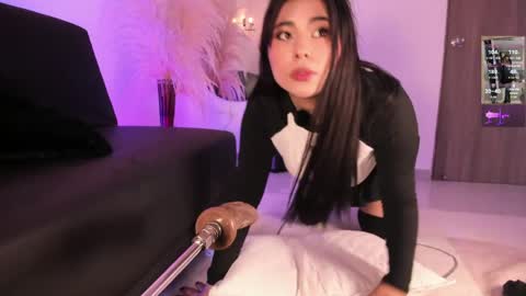 danna_adams1 online show from April 13, 6:45 pm