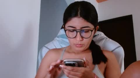 Danna online show from February 17, 8:49 pm