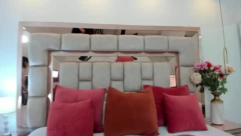 Danna online show from February 10, 11:57 am