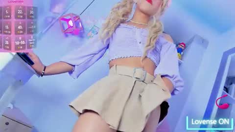 Danni  Sebastian online show from November 6, 1:03 pm