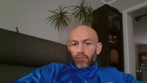 danny81boy online show from December 20, 1:22 pm