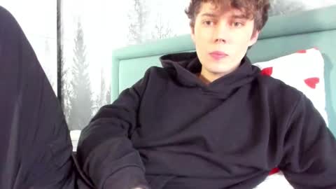 Snapshot of danny_love01 chatting on February 17, 12:38 pm danny online show from February 17, 12:38 pm