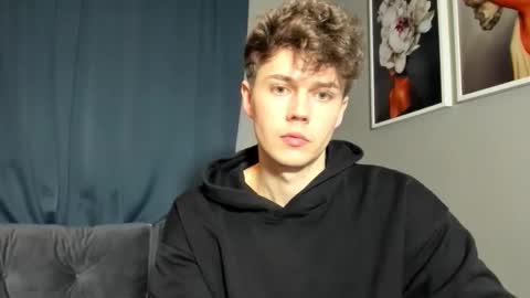 Snapshot of danny_love01 chatting on February 21, 7:32 pm danny online show from February 21, 7:32 pm