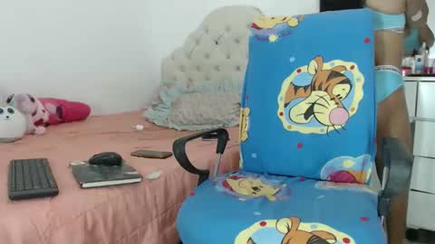 dannydoll_666 online show from December 1, 7:01 pm