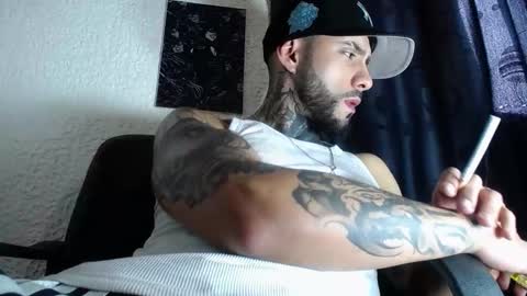 dante_d_angelo_ online show from October 6, 4:36 pm