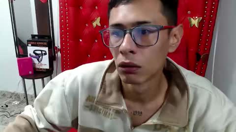 dante_fuego online show from April 16, 9:39 pm