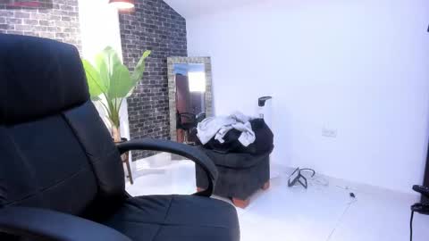 Dante Suarez online show from January 8, 9:04 am