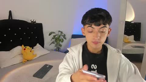 Snapshot of danvianny chatting on October 13, 5:04 pm DAN VIANNY online show from October 13, 5:04 pm