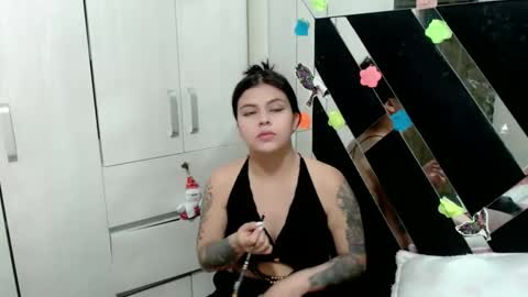 daphne877046 online show from February 24, 2:25 am