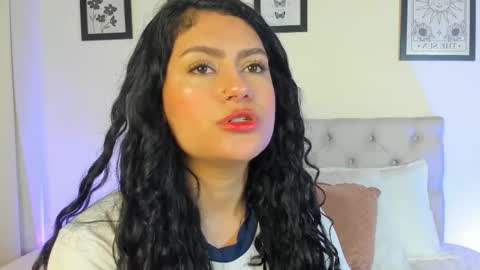 Antonella Mora online show from January 7, 2:55 pm