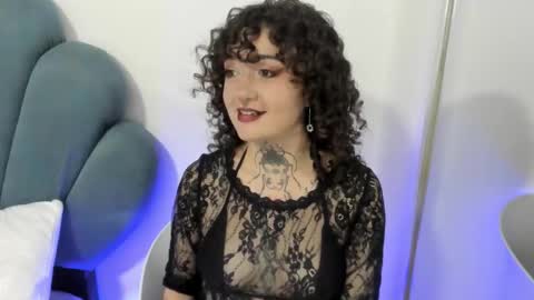 DaphneBlunt online show from December 16, 8:48 pm