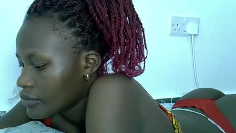 Snapshot of darberry21 chatting on March 3, 7:28 pm ESTHER online show from March 3, 7:28 pm