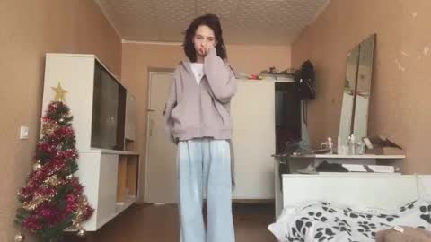 Alla online show from March 28, 7:54 am